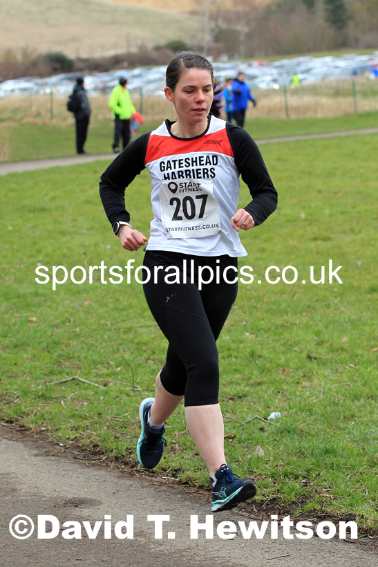 Senior women and veteran women and men over-50s NECAA Road Relay Champs., Hetton Lyons Park, Hetton le Hole, County Durham. Photo: David T. Hewitson/Sports for All Pics
